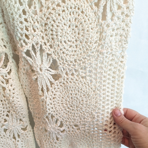 Free People Crochet white pants size M in EUC - Picture 9 of 13